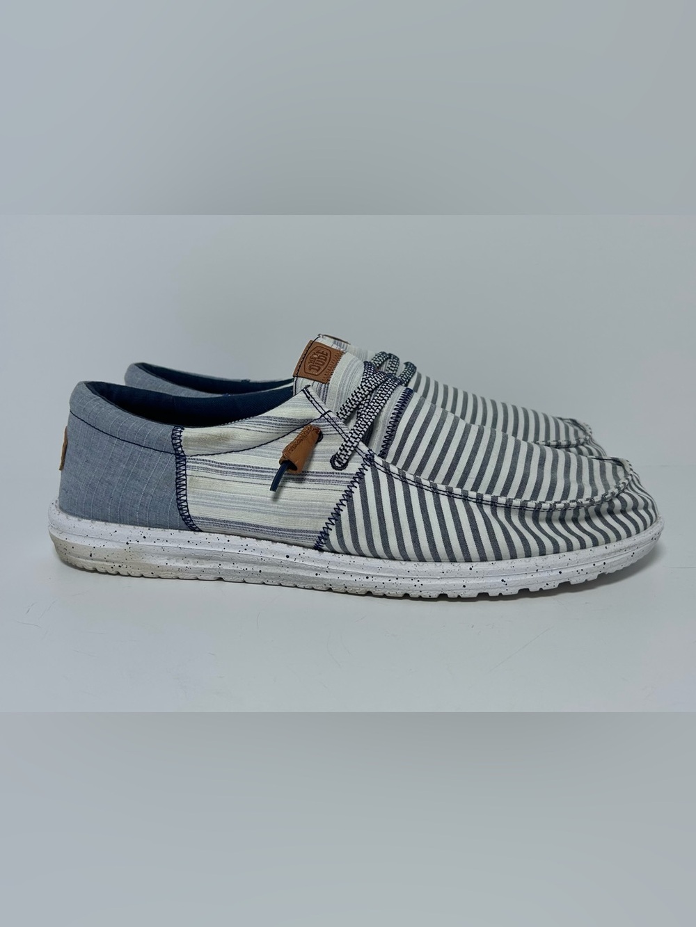 Hey Dude Men's Wally Tri-Nu Prep (Sargasso Blue/White)